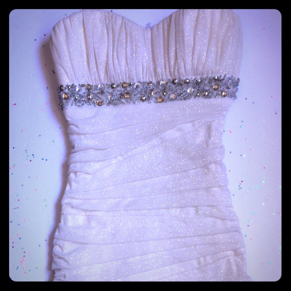 City triangles dress